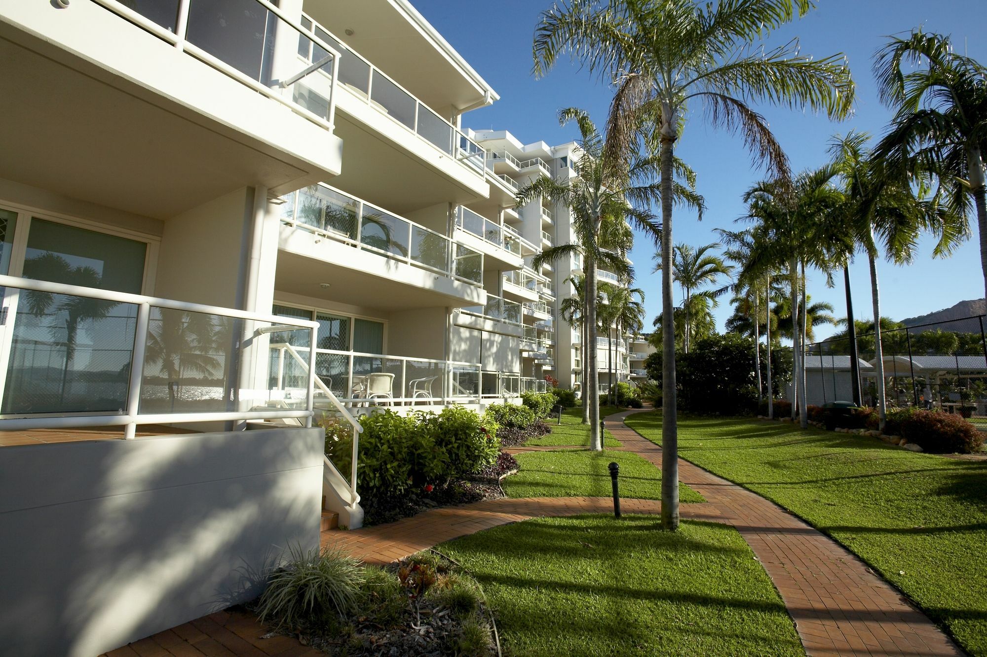 Mariners North Holiday Apartments Townsville Exteriör bild